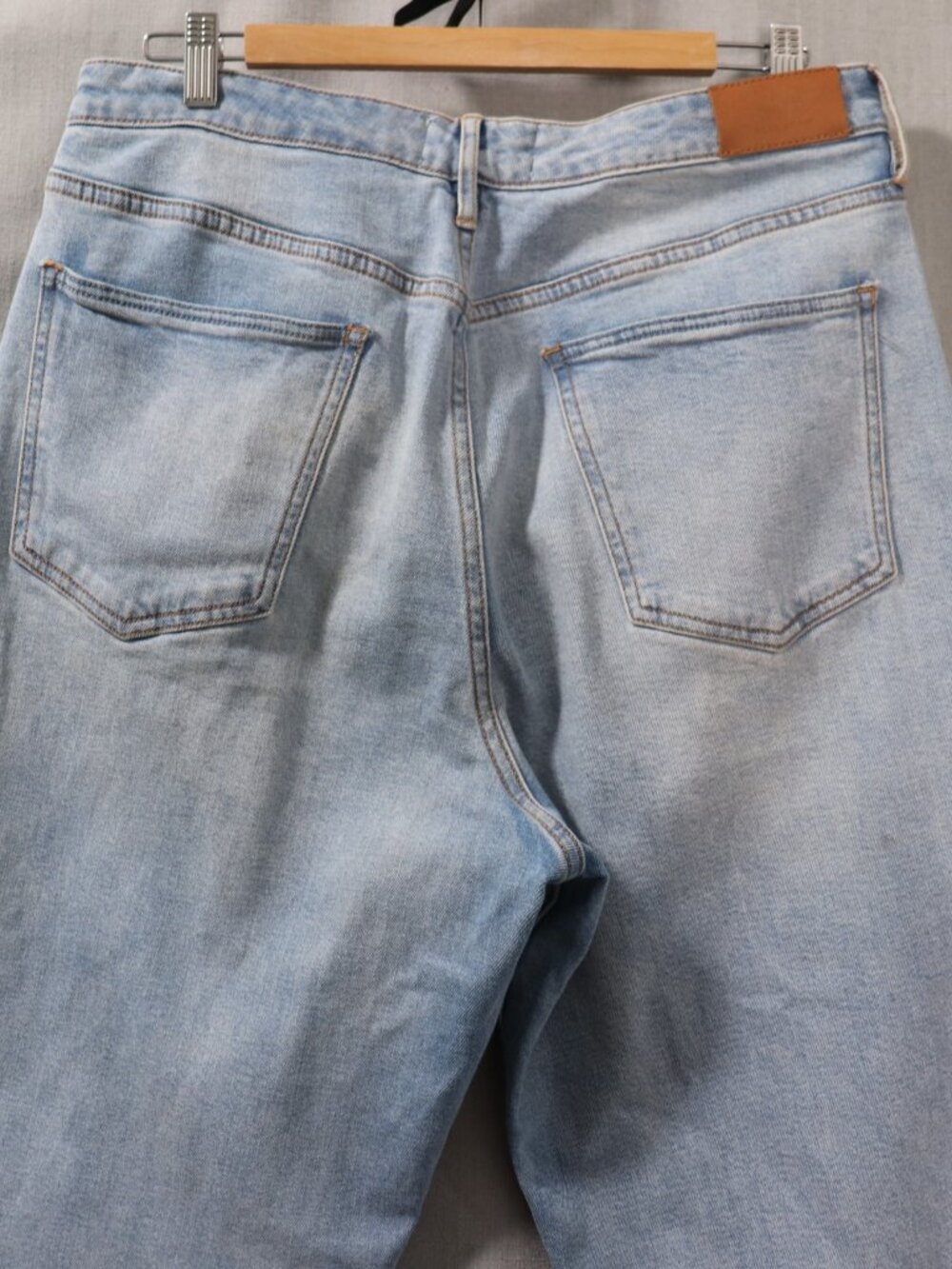 Dear John High Waisted Distressed Jean Women 31 - 12 Light Wash Comfort Stretch - Picture 6 of 16